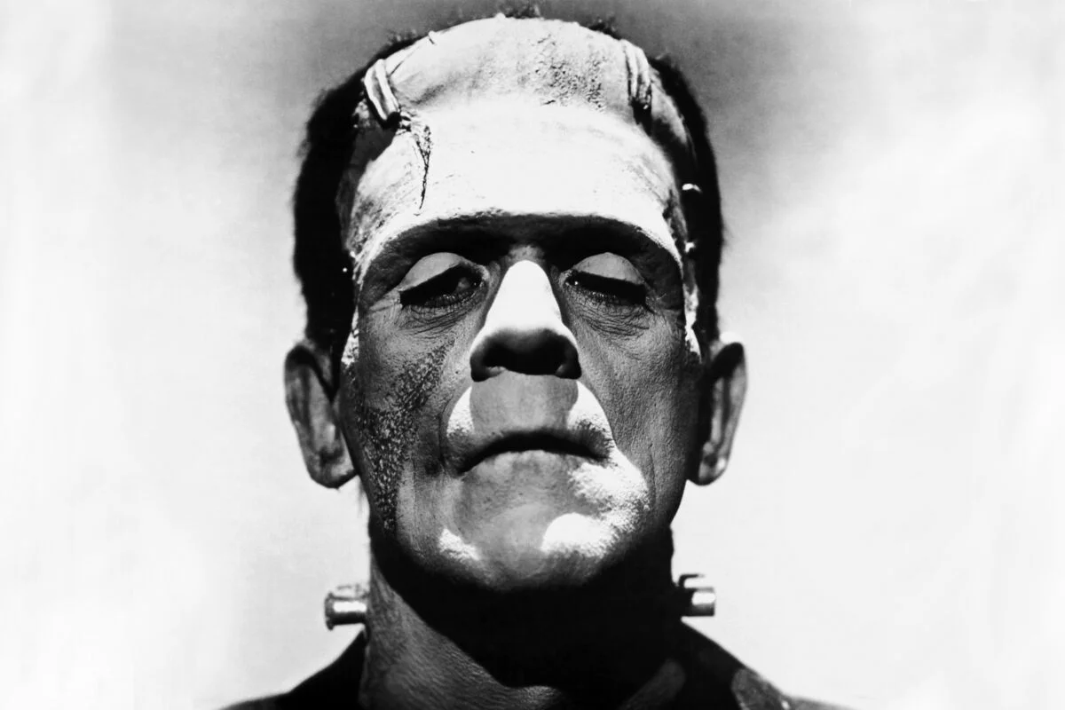 Guillermo Del Toro Frankenstein News - Moviehooker